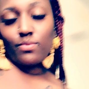 Meet your Posher, Randa